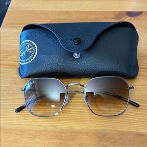 Ray-Ban RB3694 Jim 004/51 Gun metal w/ brown lenses with Black Case